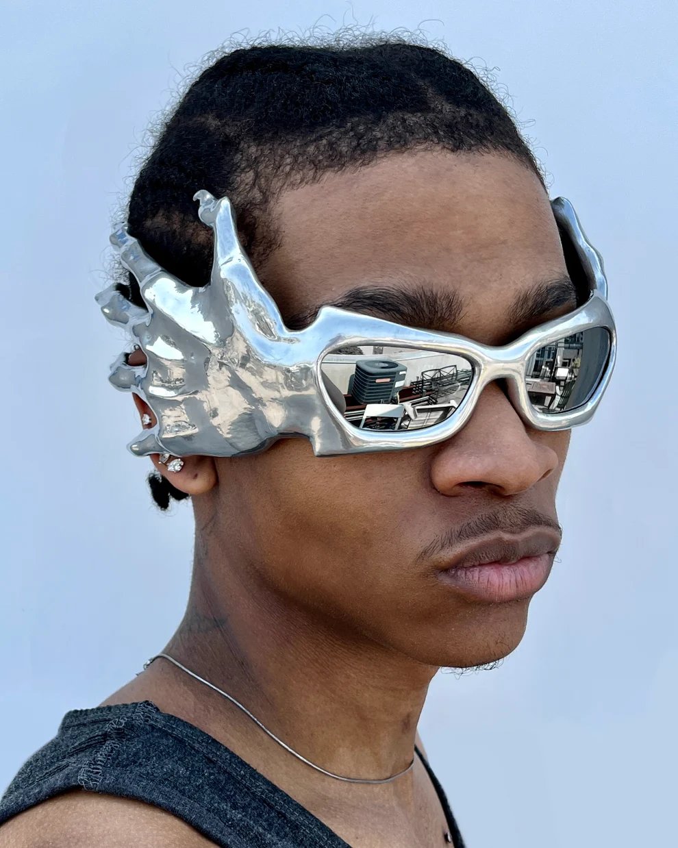 👾Monster Hand Sunglasses - Your new favorite weird accessory!🔥