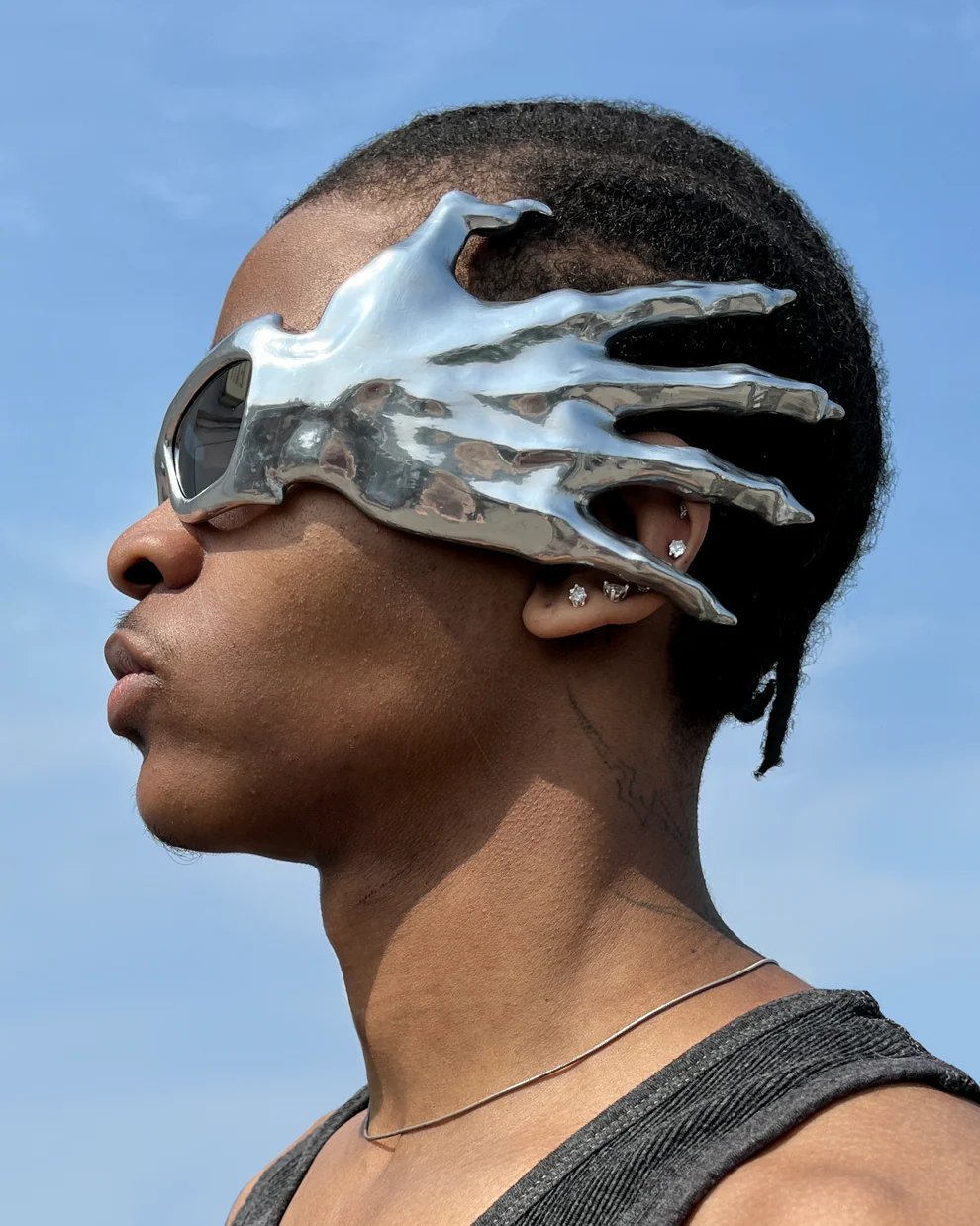 👾Monster Hand Sunglasses - Your new favorite weird accessory!🔥